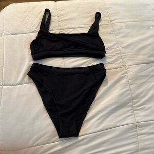 September the line Black Bikini Set - small